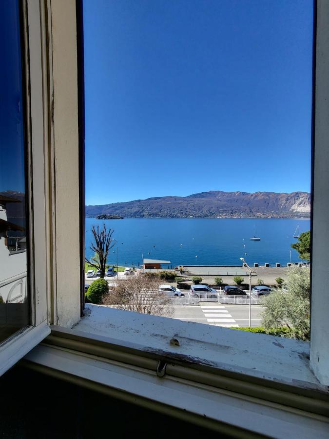 Appartement Attico Dei Castelli à Verbania Extérieur photo